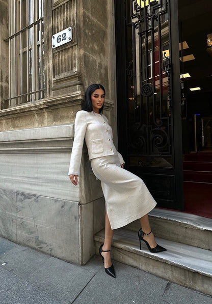 Zweiteiler im Bouclé-Look