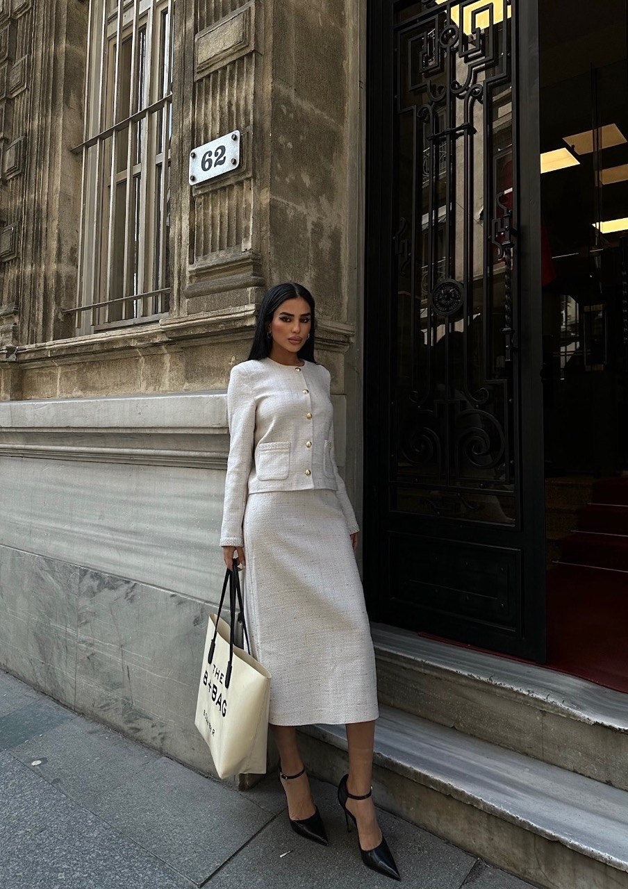 Zweiteiler im Bouclé-Look