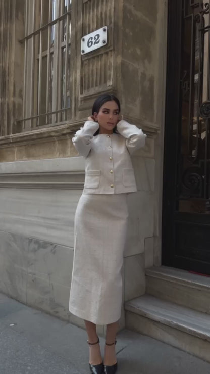 Zweiteiler im Bouclé-Look